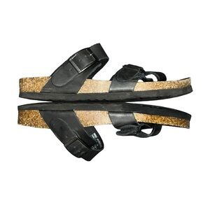 MOUNTAIN SOLE SANDALS Size 8